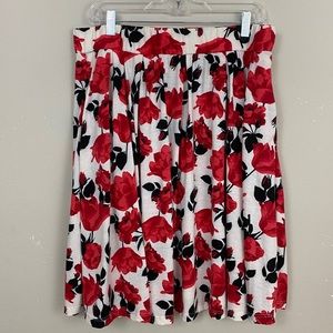 NWT LULAROE Madison Rose Print Skirt